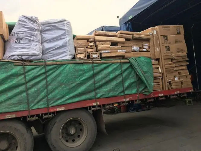 阿克塞家具托运